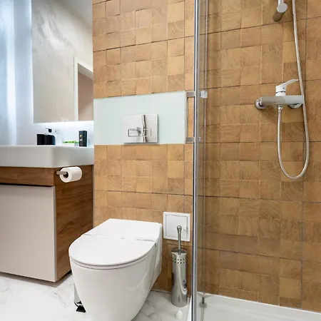 Mohost Say - Exclusive 2Br Retreat With Balcony * Μπρασόβ