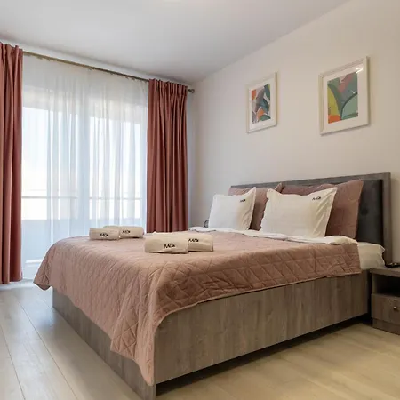 Appartement Mohost Say - Exclusive 2Br Retreat With Balcony Braşov